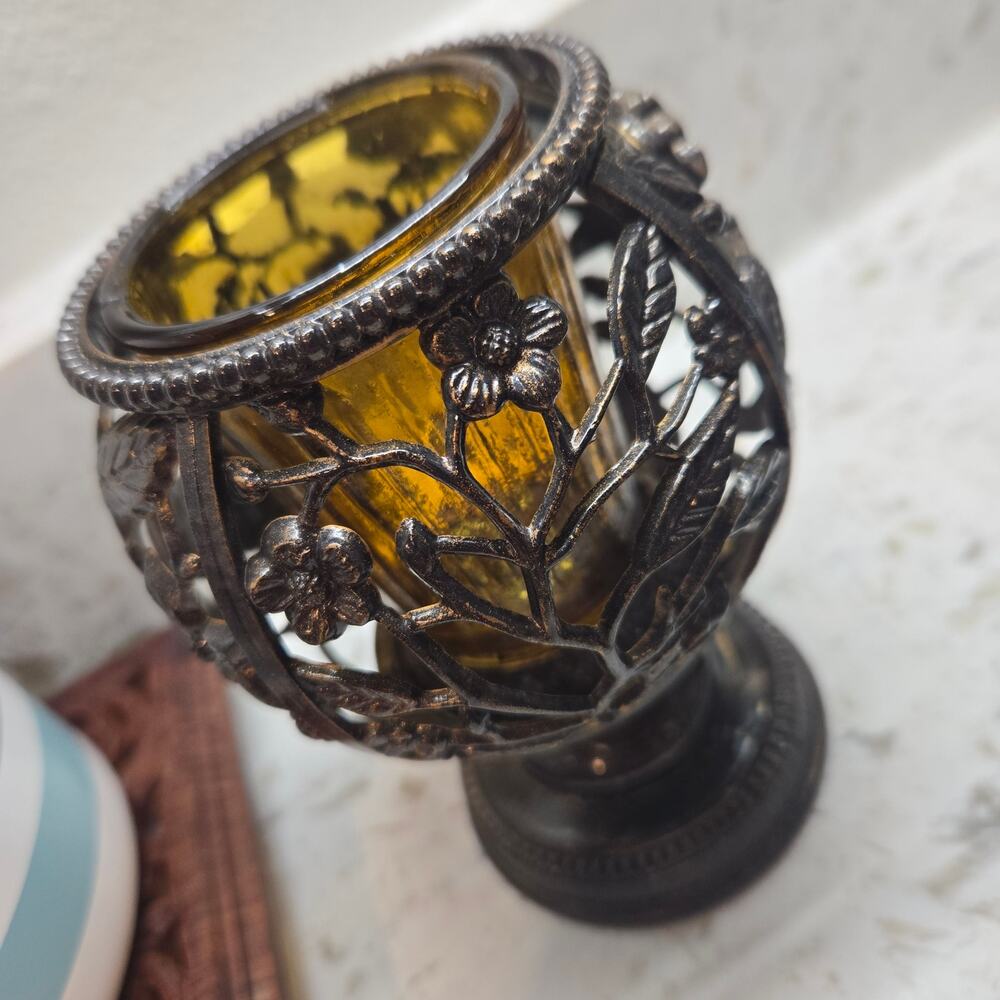 Vintage Hollywood Regency Votive Candle Holder Ornate Floral Filigree Pedestal - Picture 3 of 12